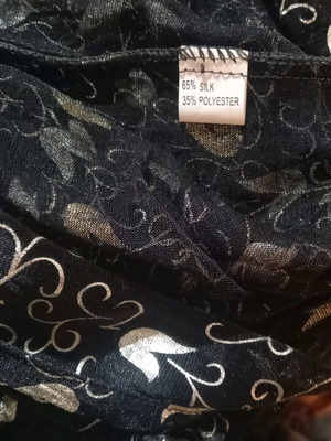 Silk robe like new, black with gold details, size L