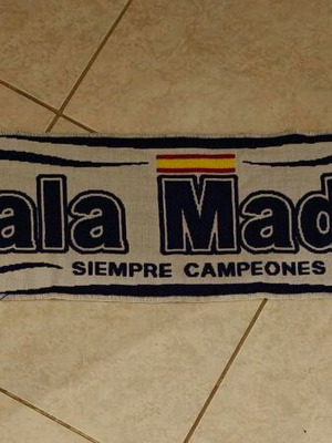 Real Madrid scarf like new, official replica