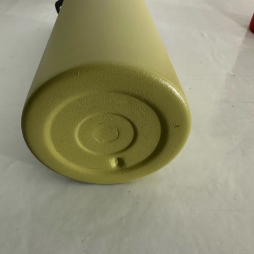 Laken Thermos Bottles 500ml Like New, Set of 2 with Jannu Lid