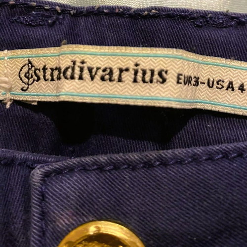 Stradivarius short shorts size S like new, multicolor