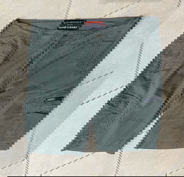 Βερμούδα Cargo Superdry χακί
