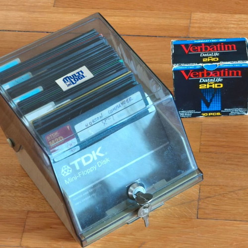 Floppy disks used, pack of 40 5.25'' and 10 3.5'' with vintage case