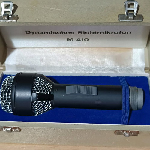 Beyer Dynamic M 410 Vintage Microphone Like New with Original Case
