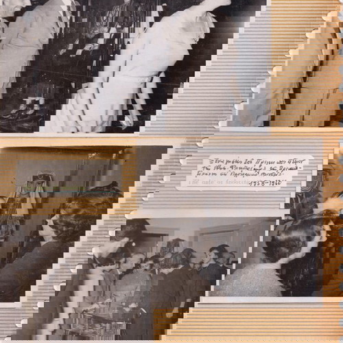 Σελίδα άλμπουμ με αναμνήσεις ελληνίδας ξεναγού μεταχειρισμένη