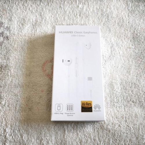 Huawei CM 33 Stereo White Earphones like new