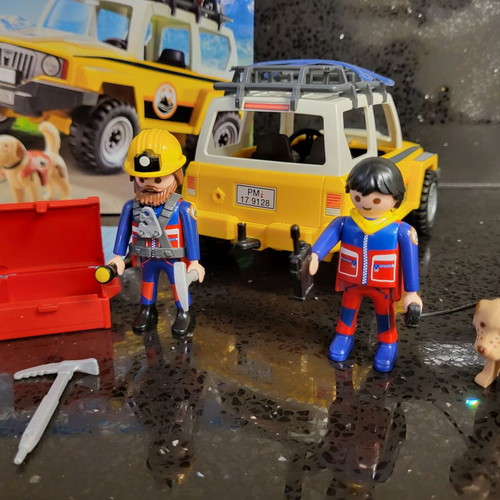 Playmobil 9128 Action Mountain Rescue Vehicle like new