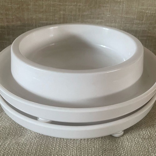 Pet food bowl for dog or cat new