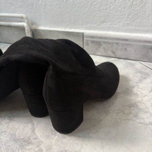 Maria Mare black pumps like new, size 39