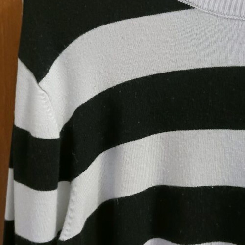 Knitted sweater, black and white, age 10