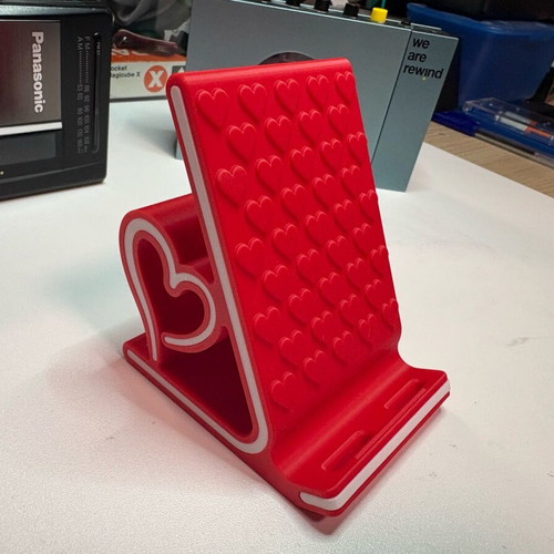 3D Printed Red Mobile Phone Stand New With Heart Design