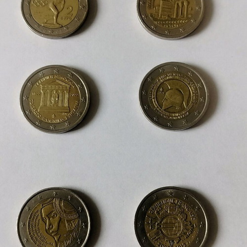 Collection of 2€ commemorative coins like new, Greece and France