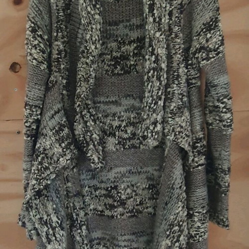 Warm cardigan like new, size L