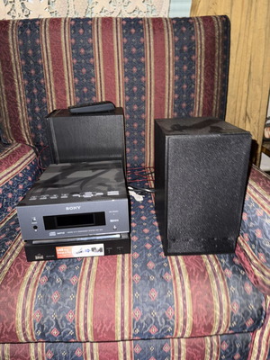 Sony Micro Hi-Fi CMT-BX5 system like new with speakers