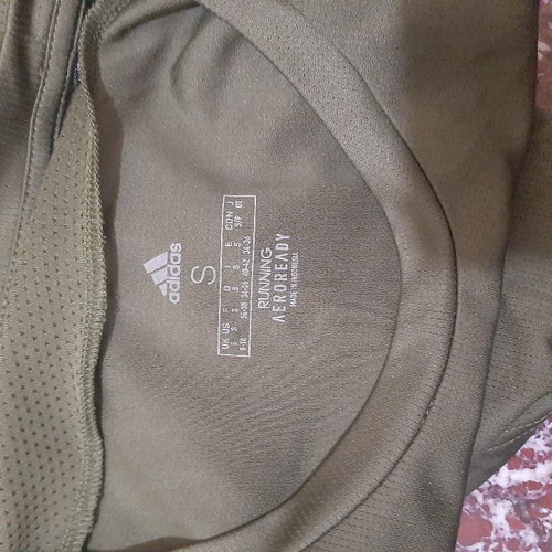 Adidas γυναικεία αθλητική μπλούζα καινούργια, πράσινη, μέγεθος S