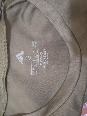 Adidas γυναικεία αθλητική μπλούζα καινούργια, πράσινη, μέγεθος S