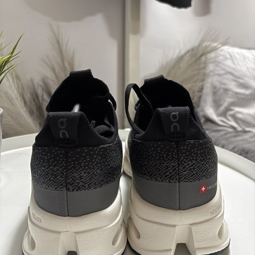 On Cloudsurfer Max sneakers, black, size 42.5, DS condition