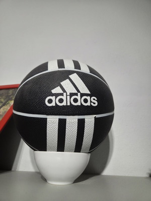 Adidas basketball ball like new