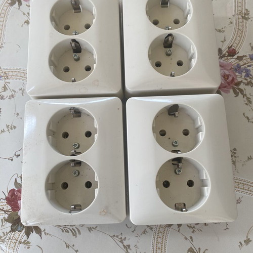 GIRA Schuko sockets, set of 4