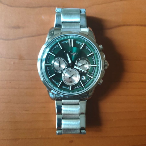 Lee Cooper battery watch with silver metal bracelet like new, green dial