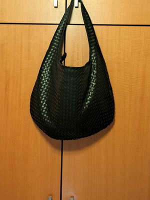 Black shoulder bag new, large size