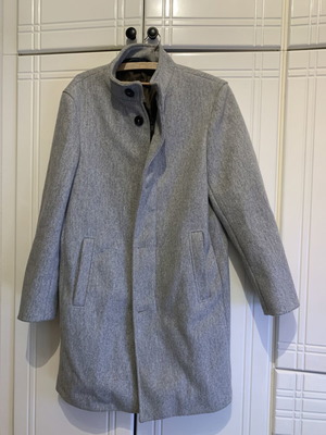 Zara gray coat used, size M, missing buttons