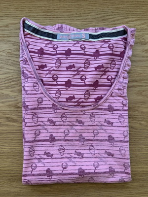 Attrattivo short sleeve blouse with ice cream pattern, like new, pink, size S