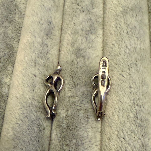 Jenavi silver humanoid earrings new