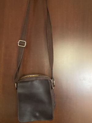 Sabrina leather crossbody bag like new, brown, 4 compartments