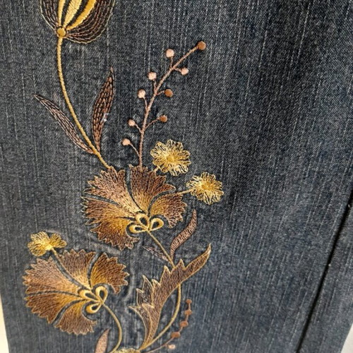 Jeans woman embroidered like new, size 36