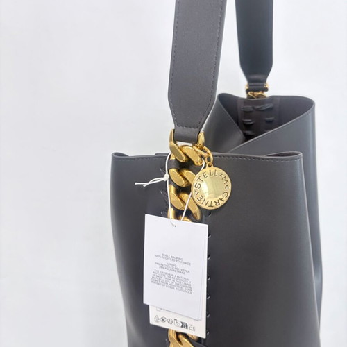 Stella McCartney Shoulder Bag new, brown with gold chain and logo charm