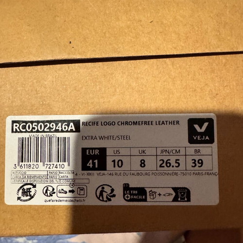 Veja Recife Logo Chromefree Leather sneakers like new, size 41, white and blue