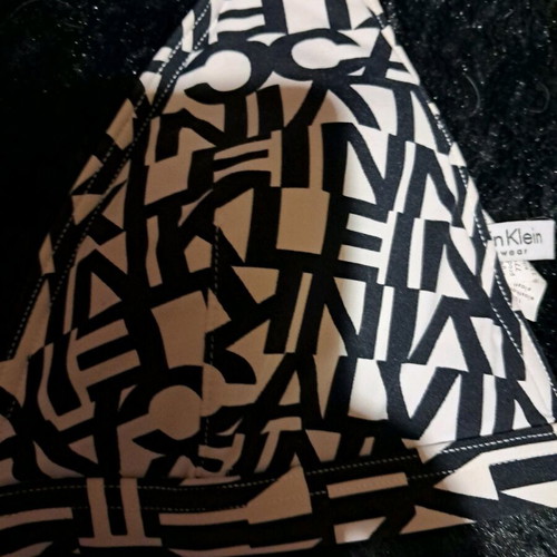 Calvin Klein bikini set with Calzedonia pareo size M like new