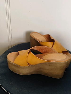 Обувки платформи My Way като нови, оранжеви, номер 36