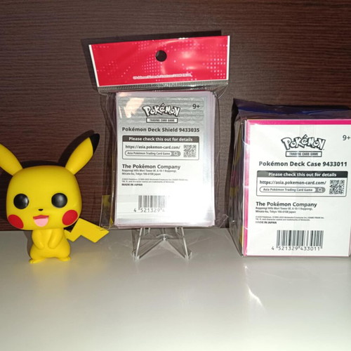 Official Pokemon Company Mega Gardevoir Deck Box and Card Sleeves new