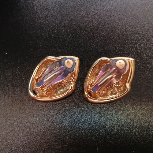 Vintage women's clip-on earrings silver with gold used