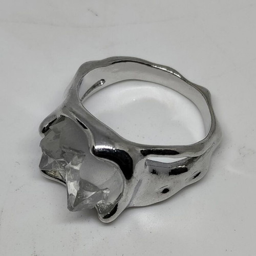 Ring with Raw Quartz Crystal Size 10 Like New, Silver Color