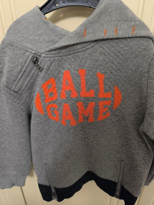 Orchestra sweatshirt used for 5 years old, gray, size 110 cm