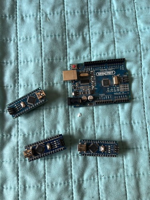 Arduino Uno και 3 Arduino Nano σαν καινούργια