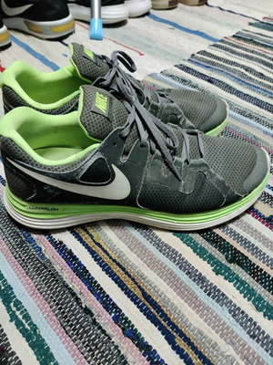 Nike Lunarlon athletic shoes used, size 47, gray and green