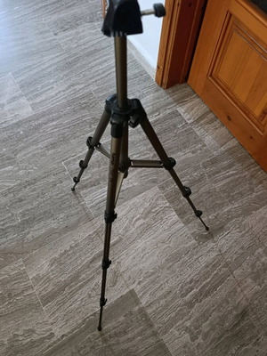 Hamma Star 5 camera tripod refurbished, missing part