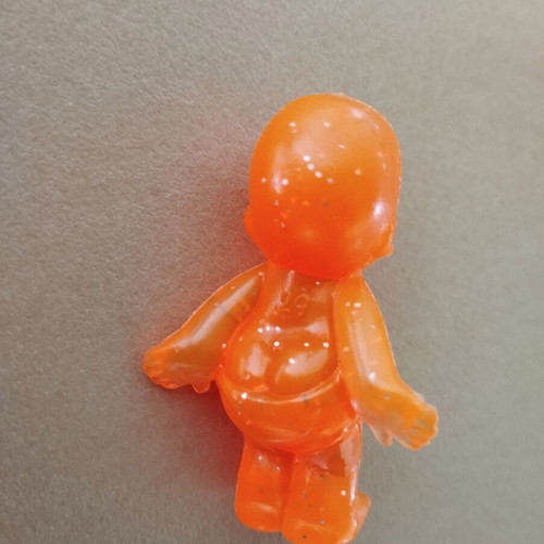 Gemellini baby figure with glitter used