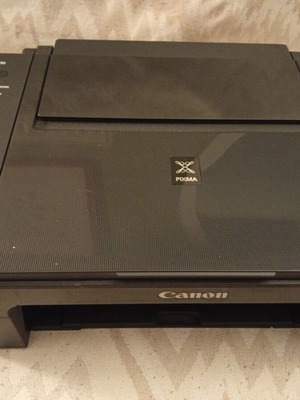 Canon Pixma TS3150 printer like new, color and black ink, 2020 model