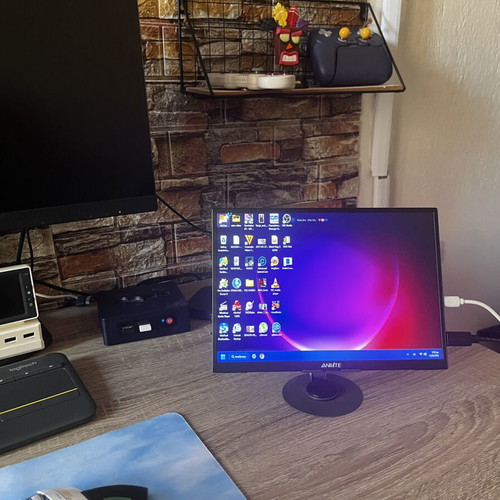 Anmite 10.5" portable monitor with stand and HDMI