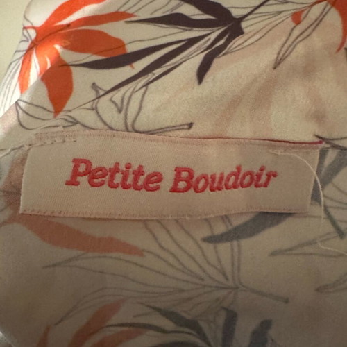 Petite Boudoir set like new, multicolored