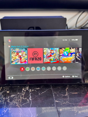 Nintendo Switch 2019 κόκκινο/μπλε σαν καινούργιο με θήκη και κάρτα SD 64GB