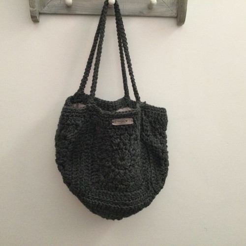 Knitted shoulder bag A.L.E. gray like new