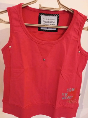 Pink sleeveless women's top
