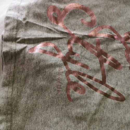 Girls' mako t-shirt size 12 gray like new