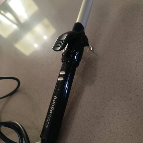 Babyliss hair iron like new