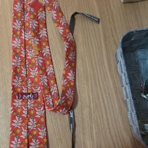 Hermes Story of Tea Silk Tie New with Box and Ribbon